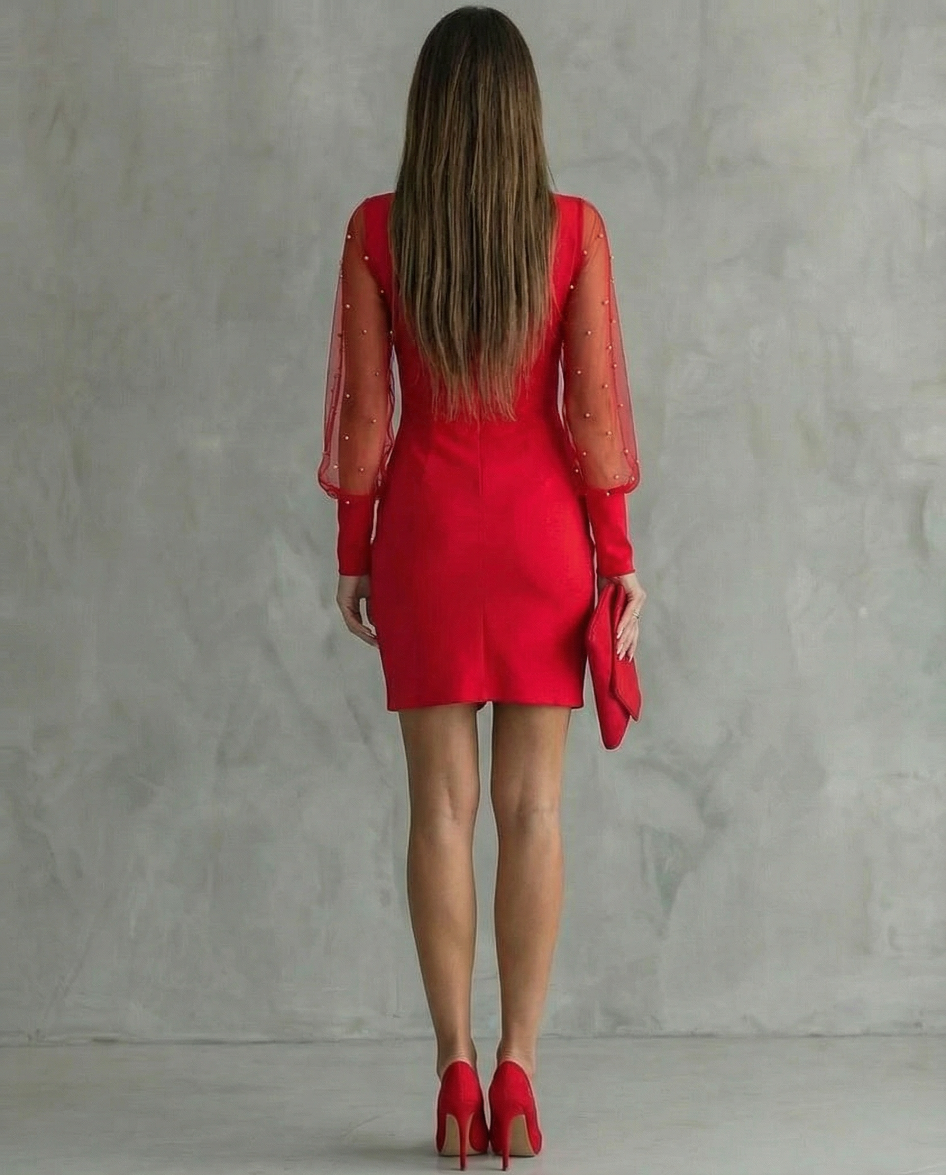 Julieta · Vestido con hombros descubiertos y manga larga